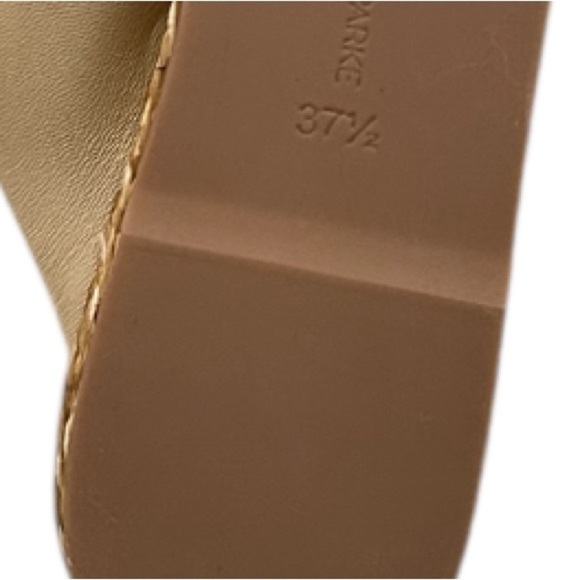 Marion Parke Bethany Wedge Bone Napa Leather New Excellent Italy $595. Size 7.5 - Picture 8 of 12